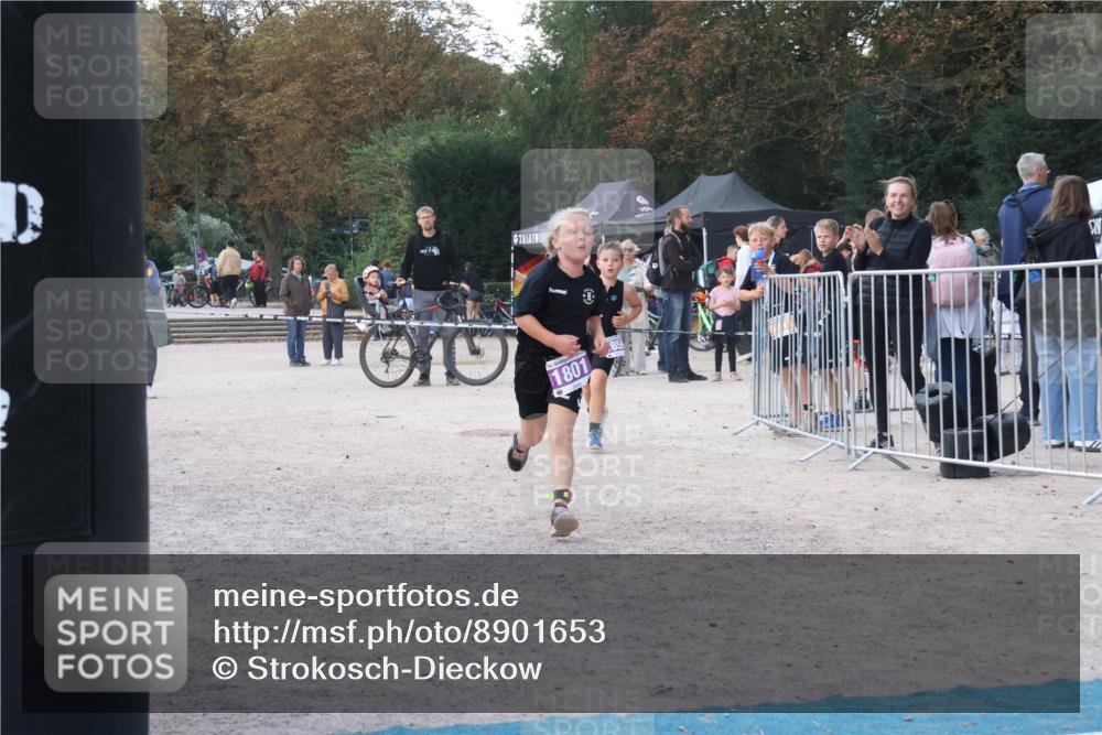 14.09.2025 - Stadtparktriathlon Strokosch-Dieckow http://msf.ph/oto/8901653 14.09.2025 15:05:09 Ziel 1792, 1801, 1803, 1813, 1855 meine-sportfotos.de
