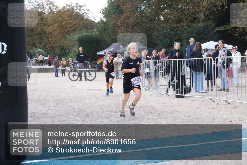 14.09.2025 - Stadtparktriathlon Strokosch-Dieckow http://msf.ph/oto/8901656 14.09.2025 15:05:10 Ziel 1792, 1801, 1803, 1813, 1855 meine-sportfotos.de