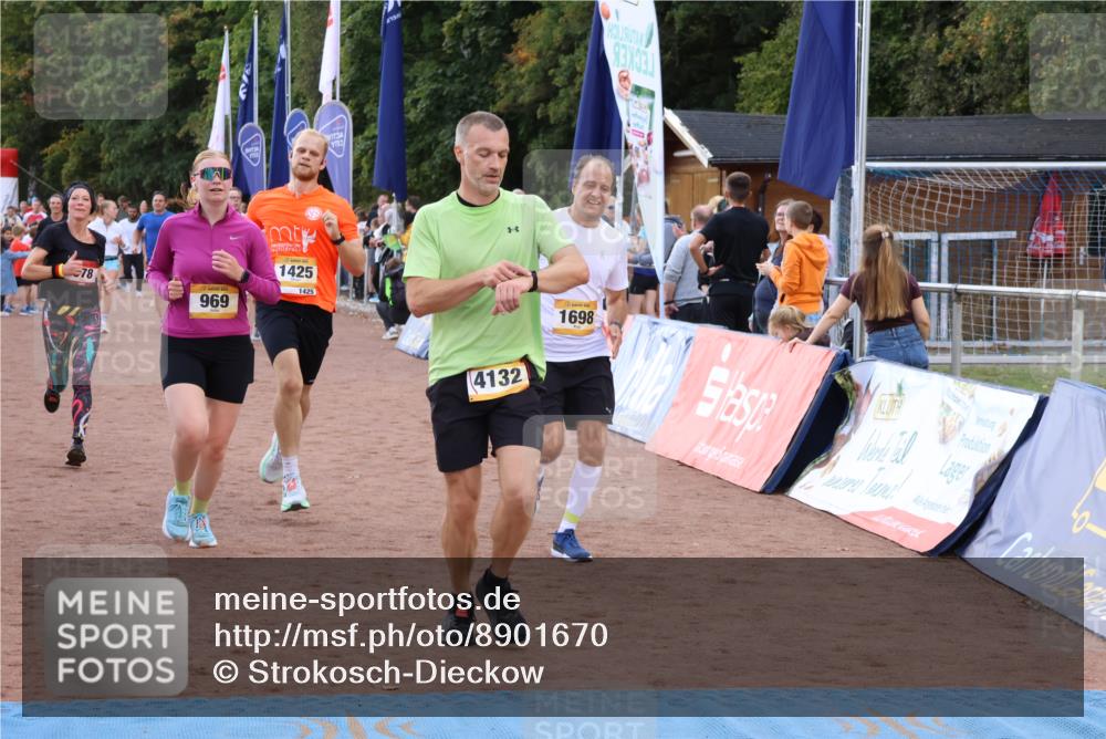 14.09.2025 - Airport Race Strokosch-Dieckow http://msf.ph/oto/8901670 14.09.2025 12:32:15 Ziel 269, 303, 421, 494, 678, 743, 969, 1425, 1698, 1816, 2110, 4132 meine-sportfotos.de