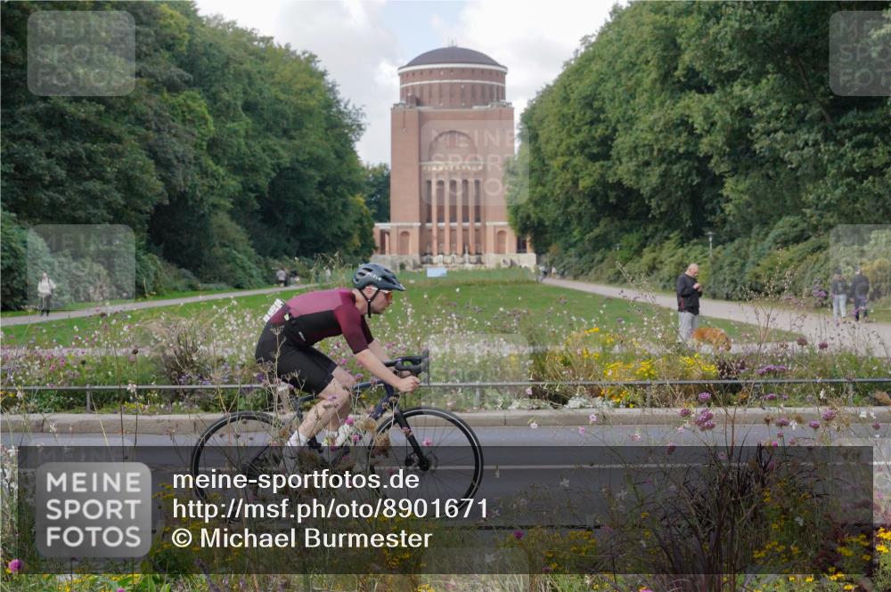 14.09.2025 - Stadtparktriathlon Michael Burmester http://msf.ph/oto/8901671 14.09.2025 13:18:50 Radfahren 1431, 1489, 1493, 1508, 1519, 1539 meine-sportfotos.de