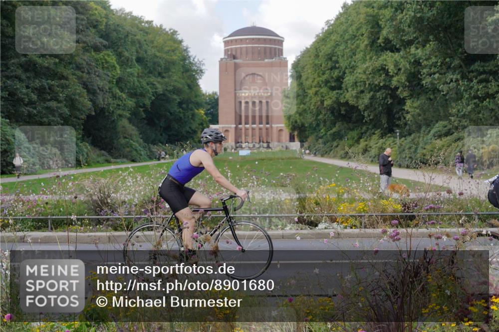 14.09.2025 - Stadtparktriathlon Michael Burmester http://msf.ph/oto/8901680 14.09.2025 13:18:52 Radfahren 1343, 1431, 1489, 1493, 1508, 1511, 1519, 1539 meine-sportfotos.de