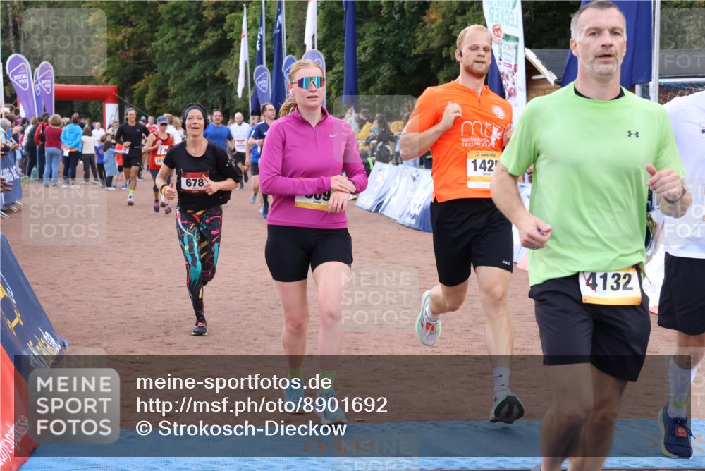 14.09.2025 - Airport Race Strokosch-Dieckow http://msf.ph/oto/8901692 14.09.2025 12:32:16 Ziel 269, 303, 421, 494, 678, 735, 743, 856, 969, 1425, 1698, 1816, 2110, 4132 meine-sportfotos.de