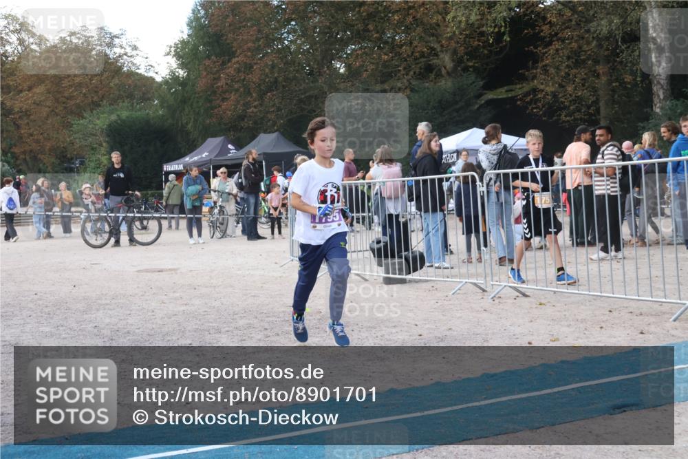 14.09.2025 - Stadtparktriathlon Strokosch-Dieckow http://msf.ph/oto/8901701 14.09.2025 15:05:18 Ziel 1795, 1803, 1855 meine-sportfotos.de