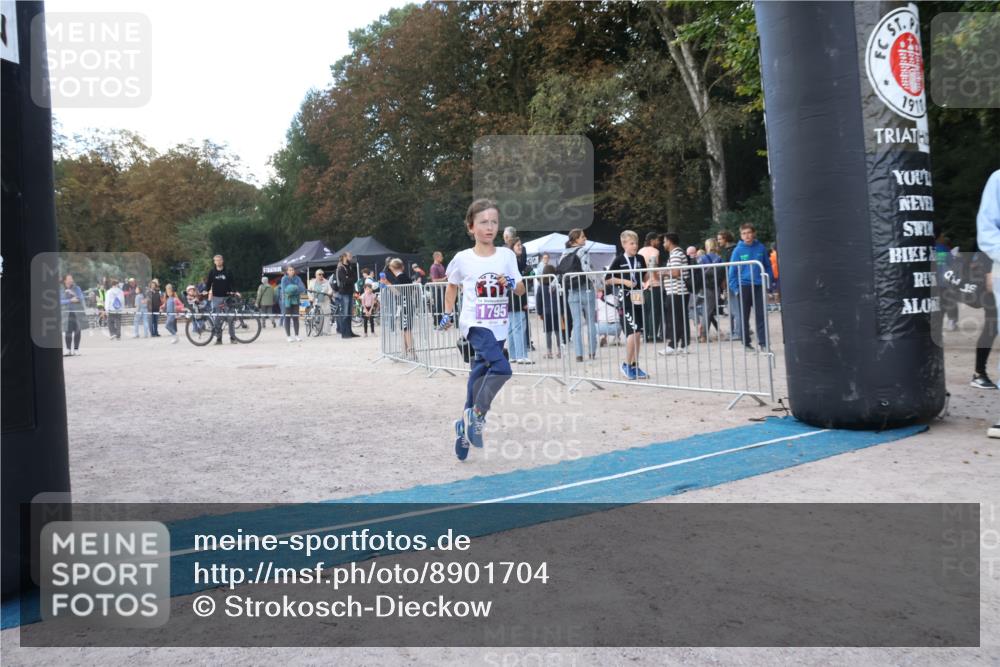 14.09.2025 - Stadtparktriathlon Strokosch-Dieckow http://msf.ph/oto/8901704 14.09.2025 15:05:18 Ziel 1795, 1803, 1855 meine-sportfotos.de