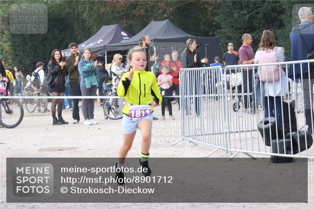 14.09.2025 - Stadtparktriathlon Strokosch-Dieckow http://msf.ph/oto/8901712 14.09.2025 15:06:00 Ziel 1811 meine-sportfotos.de