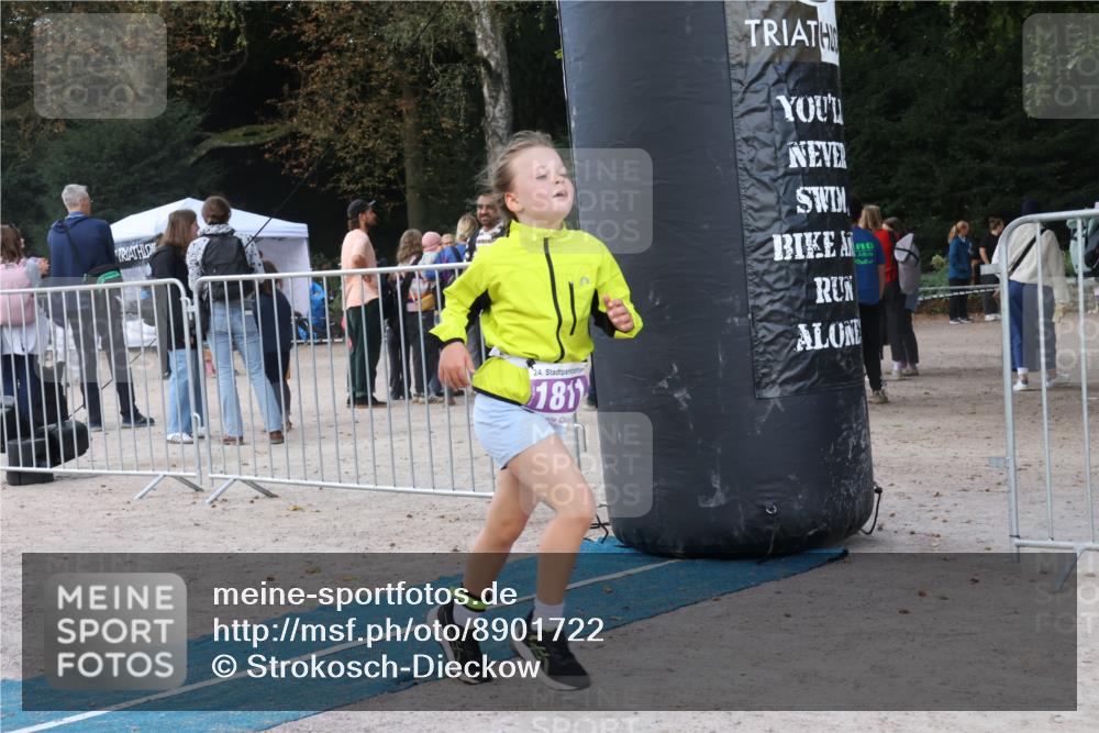 14.09.2025 - Stadtparktriathlon Strokosch-Dieckow http://msf.ph/oto/8901722 14.09.2025 15:06:02 Ziel 1811 meine-sportfotos.de