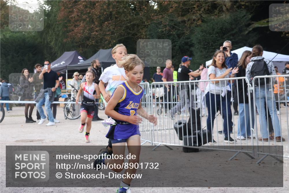 14.09.2025 - Stadtparktriathlon Strokosch-Dieckow http://msf.ph/oto/8901732 14.09.2025 15:06:20 Ziel 1817, 1856 meine-sportfotos.de
