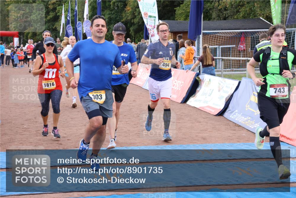 14.09.2025 - Airport Race Strokosch-Dieckow http://msf.ph/oto/8901735 14.09.2025 12:32:21 Ziel 269, 303, 421, 494, 678, 682, 735, 743, 856, 994, 1709, 1805, 1816, 2110, 4272 meine-sportfotos.de