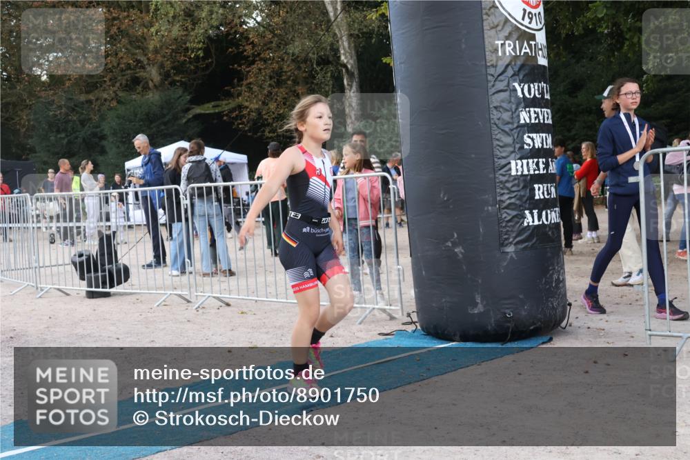14.09.2025 - Stadtparktriathlon Strokosch-Dieckow http://msf.ph/oto/8901750 14.09.2025 15:06:23 Ziel 1817, 1856 meine-sportfotos.de