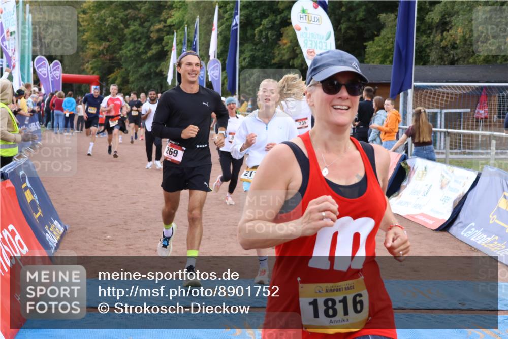 14.09.2025 - Airport Race Strokosch-Dieckow http://msf.ph/oto/8901752 14.09.2025 12:32:23 Ziel 269, 303, 421, 494, 682, 735, 743, 769, 856, 994, 1709, 1765, 1805, 1816, 1903, 2110, 2129, 4272 meine-sportfotos.de