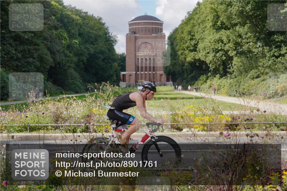 14.09.2025 - Stadtparktriathlon Michael Burmester http://msf.ph/oto/8901761 14.09.2025 13:19:48 Radfahren 1397, 1450, 1494, 1537, 1541, 1620 meine-sportfotos.de