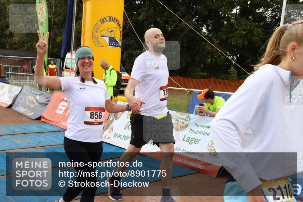 14.09.2025 - Airport Race Strokosch-Dieckow http://msf.ph/oto/8901775 14.09.2025 12:32:26 Ziel 269, 421, 494, 594, 682, 735, 769, 856, 887, 994, 1117, 1153, 1709, 1765, 1805, 1816, 1903, 2110, 2129, 4272 meine-sportfotos.de