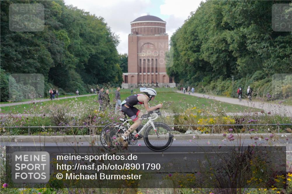 14.09.2025 - Stadtparktriathlon Michael Burmester http://msf.ph/oto/8901790 14.09.2025 13:20:20 Radfahren 1341, 1497, 1513, 1581, 1596, 1605, 1607 meine-sportfotos.de