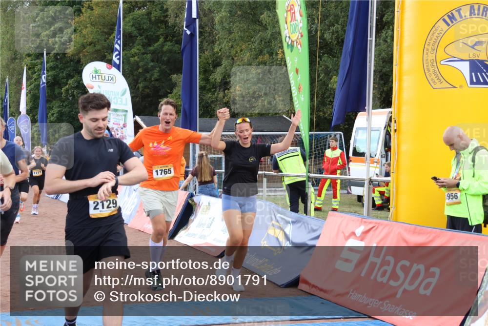 14.09.2025 - Airport Race Strokosch-Dieckow http://msf.ph/oto/8901791 14.09.2025 12:32:31 Ziel 112, 214, 594, 682, 769, 883, 887, 994, 1117, 1153, 1305, 1428, 1553, 1709, 1765, 1770, 1805, 1903, 2129, 4272 meine-sportfotos.de