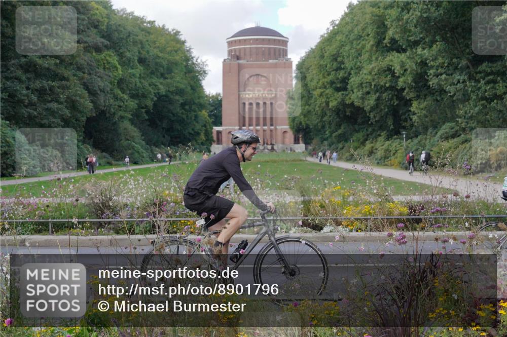 14.09.2025 - Stadtparktriathlon Michael Burmester http://msf.ph/oto/8901796 14.09.2025 13:20:21 Radfahren 1341, 1497, 1513, 1581, 1596, 1605, 1607 meine-sportfotos.de