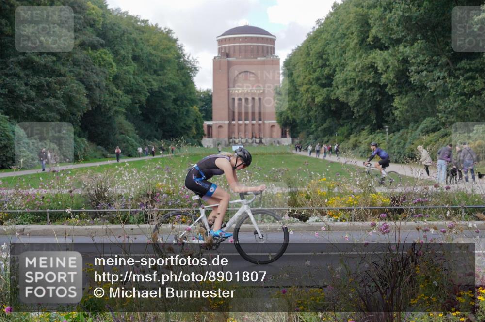 14.09.2025 - Stadtparktriathlon Michael Burmester http://msf.ph/oto/8901807 14.09.2025 13:20:34 Radfahren 1434, 1437, 1465, 1576 meine-sportfotos.de