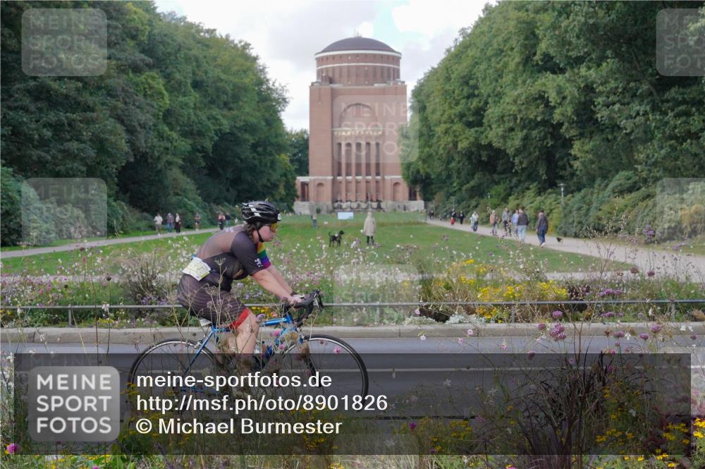 14.09.2025 - Stadtparktriathlon Michael Burmester http://msf.ph/oto/8901826 14.09.2025 13:20:57 Radfahren 1331, 1483, 1528, 1556, 1616, 1618 meine-sportfotos.de