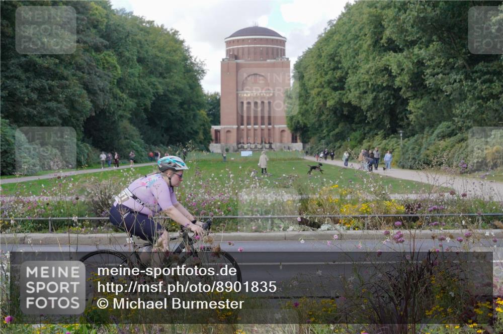 14.09.2025 - Stadtparktriathlon Michael Burmester http://msf.ph/oto/8901835 14.09.2025 13:21:03 Radfahren 1331, 1504, 1528, 1556, 1594, 1616, 1618 meine-sportfotos.de
