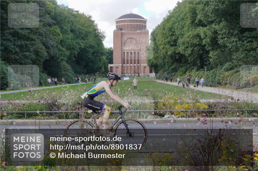 14.09.2025 - Stadtparktriathlon Michael Burmester http://msf.ph/oto/8901837 14.09.2025 13:21:06 Radfahren 1331, 1504, 1556, 1594, 1616 meine-sportfotos.de
