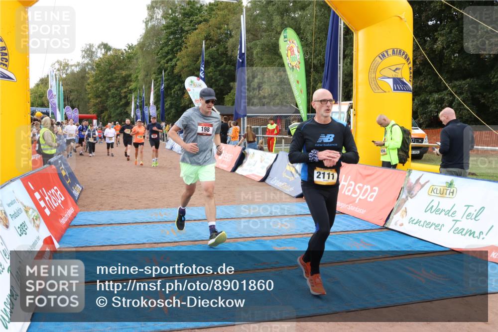14.09.2025 - Airport Race Strokosch-Dieckow http://msf.ph/oto/8901860 14.09.2025 12:32:44 Ziel 15, 112, 198, 804, 1156, 1168, 1184, 1225, 1269, 1381, 2107, 2111, 4196 meine-sportfotos.de