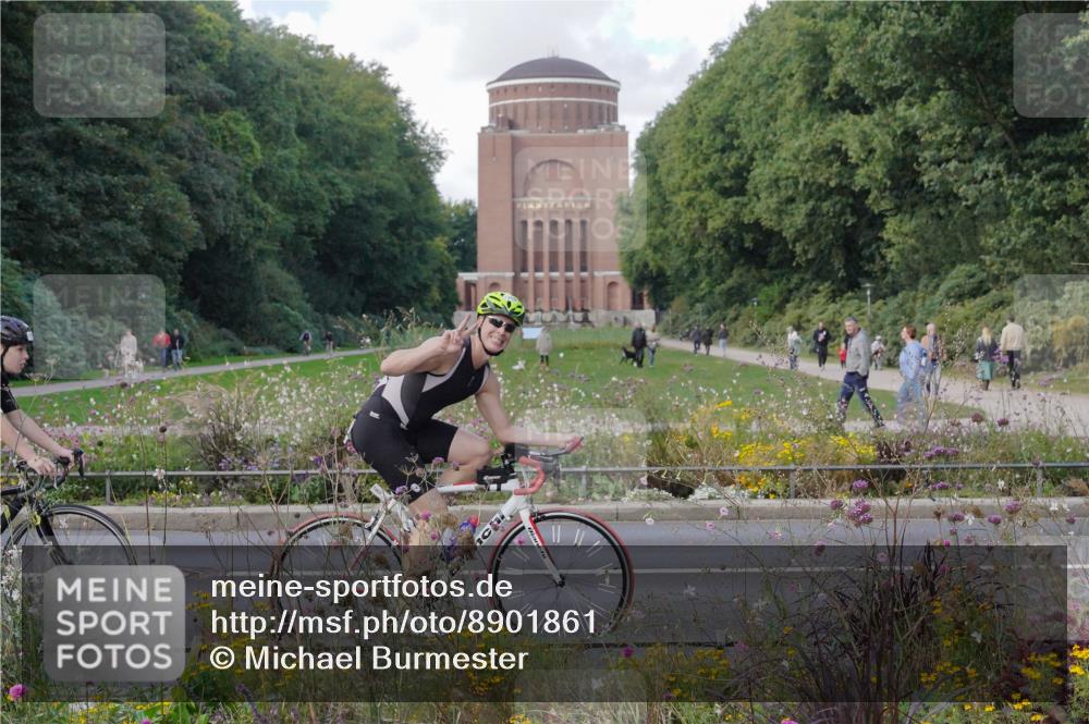 14.09.2025 - Stadtparktriathlon Michael Burmester http://msf.ph/oto/8901861 14.09.2025 13:21:46 Radfahren 1469, 1495, 1514, 1538, 1564, 1614, 1617 meine-sportfotos.de