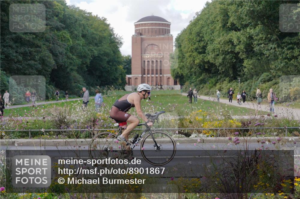 14.09.2025 - Stadtparktriathlon Michael Burmester http://msf.ph/oto/8901867 14.09.2025 13:21:54 Radfahren 1475, 1490, 1495, 1514, 1525, 1614, 1617 meine-sportfotos.de