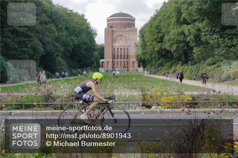 14.09.2025 - Stadtparktriathlon Michael Burmester http://msf.ph/oto/8901943 14.09.2025 13:23:06 Radfahren 1451, 1456, 1481, 1491, 1612 meine-sportfotos.de