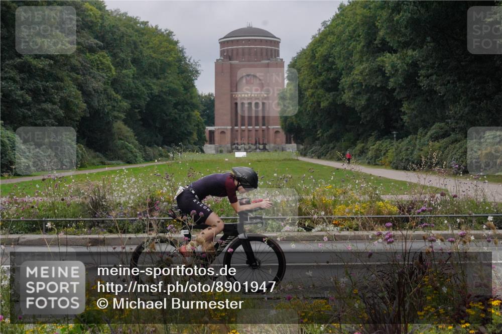14.09.2025 - Stadtparktriathlon Michael Burmester http://msf.ph/oto/8901947 14.09.2025 09:29:33 Radfahren 418, 437, 460, 478 meine-sportfotos.de