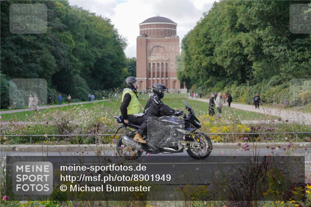 14.09.2025 - Stadtparktriathlon Michael Burmester http://msf.ph/oto/8901949 14.09.2025 13:23:14 Radfahren 1446, 1456, 1529, 1584 meine-sportfotos.de