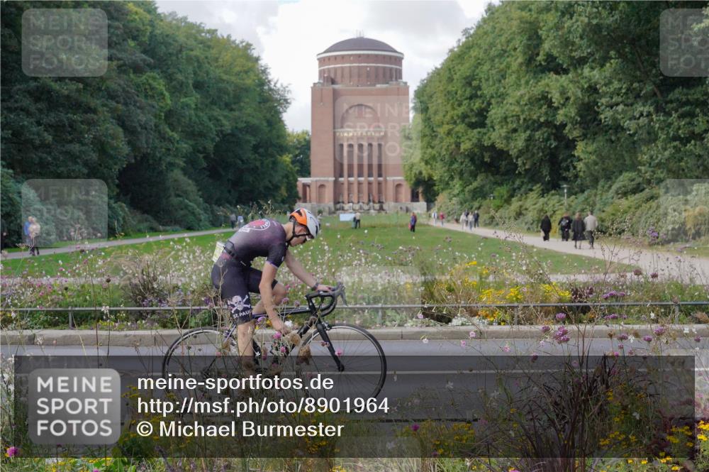 14.09.2025 - Stadtparktriathlon Michael Burmester http://msf.ph/oto/8901964 14.09.2025 13:23:36 Radfahren 1425, 1455, 1542, 1563, 1574 meine-sportfotos.de