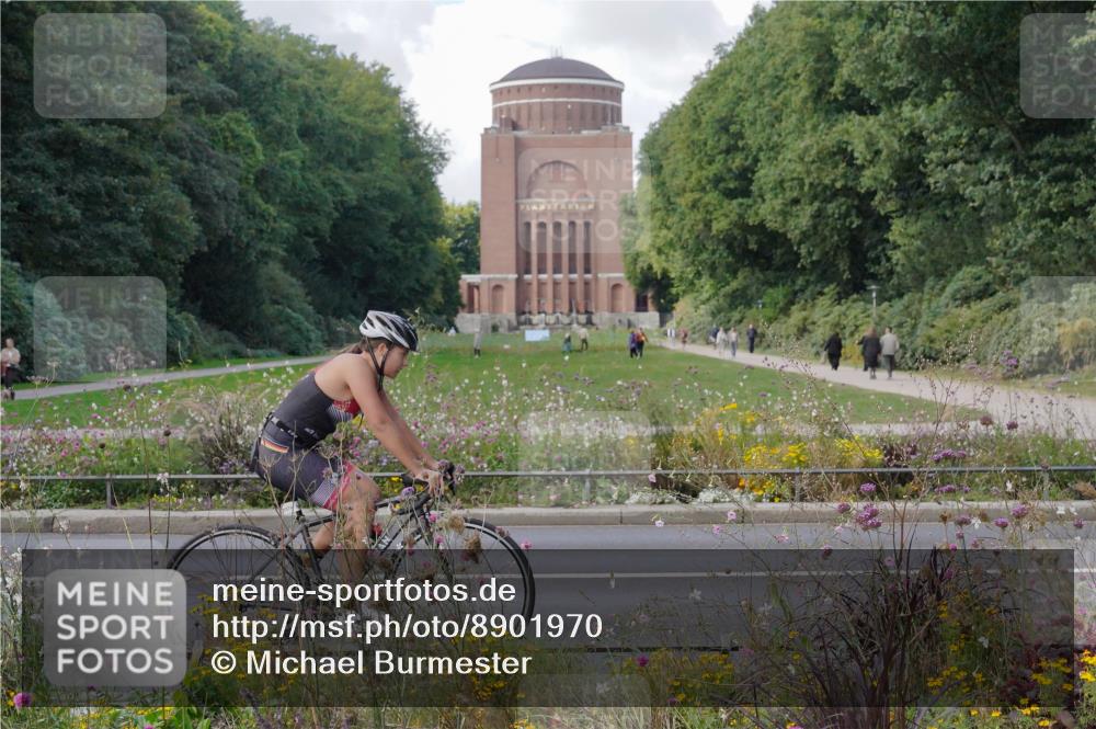 14.09.2025 - Stadtparktriathlon Michael Burmester http://msf.ph/oto/8901970 14.09.2025 13:23:40 Radfahren 1425, 1455, 1542, 1570, 1574 meine-sportfotos.de