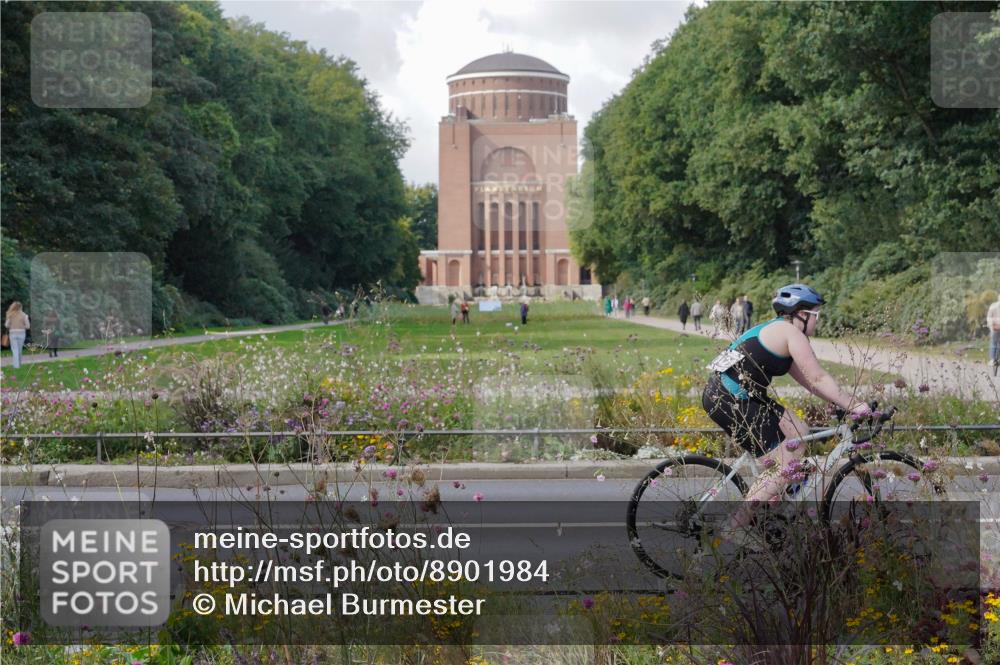 14.09.2025 - Stadtparktriathlon Michael Burmester http://msf.ph/oto/8901984 14.09.2025 13:24:06 Radfahren 1429, 1441, 1506, 1606, 1615 meine-sportfotos.de