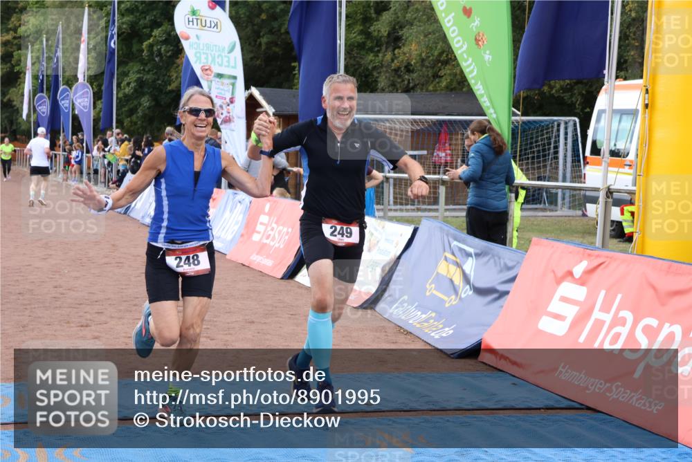 14.09.2025 - Airport Race Strokosch-Dieckow http://msf.ph/oto/8901995 14.09.2025 12:33:35 Ziel 248, 249 meine-sportfotos.de
