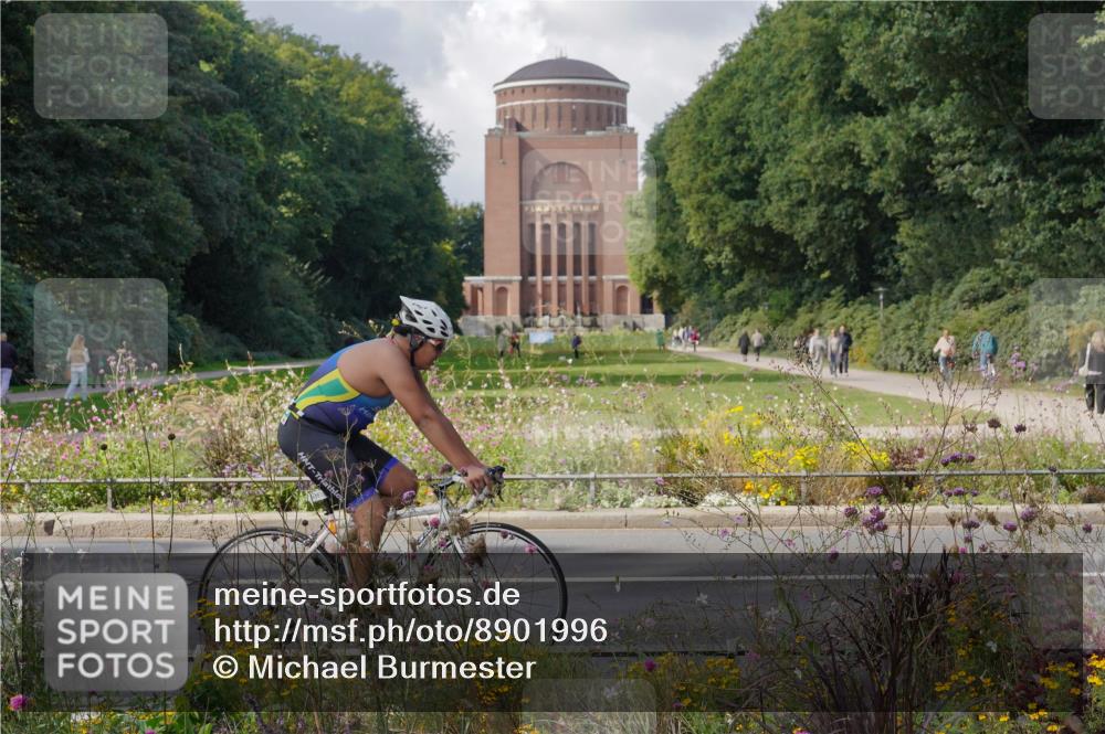 14.09.2025 - Stadtparktriathlon Michael Burmester http://msf.ph/oto/8901996 14.09.2025 13:24:10 Radfahren 1429, 1441, 1506, 1531, 1606, 1615 meine-sportfotos.de