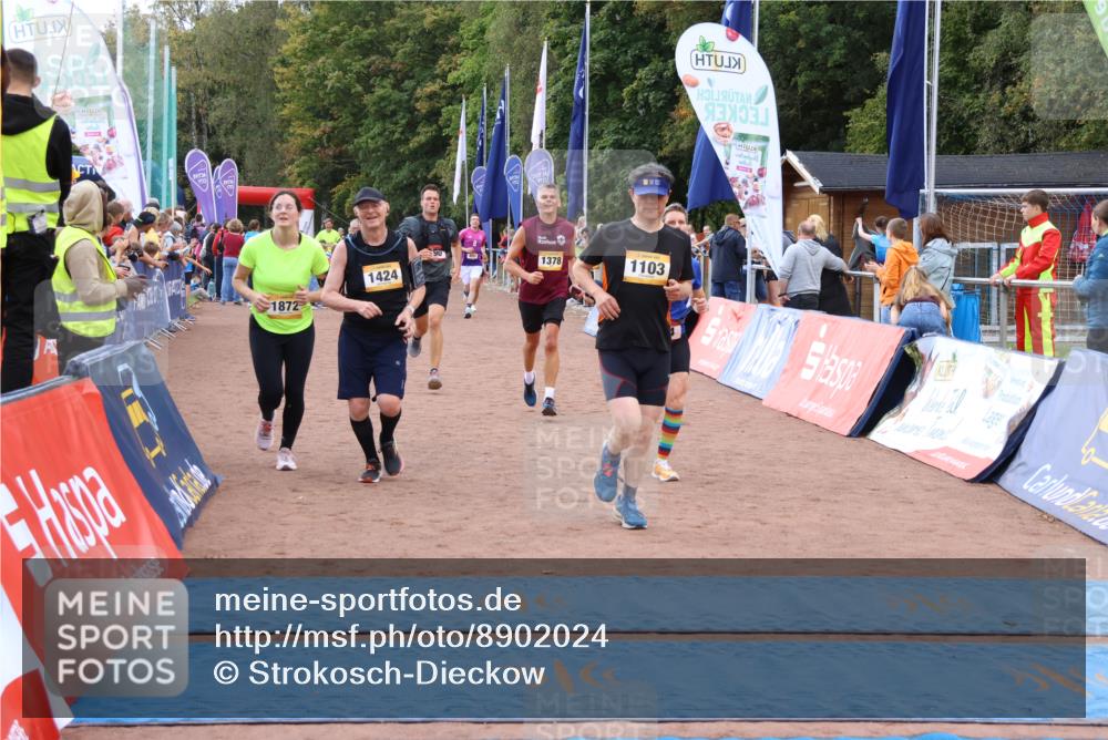 14.09.2025 - Airport Race Strokosch-Dieckow http://msf.ph/oto/8902024 14.09.2025 12:33:50 Ziel 244, 790, 882, 893, 1103, 1378, 1424, 1872, 1966 meine-sportfotos.de