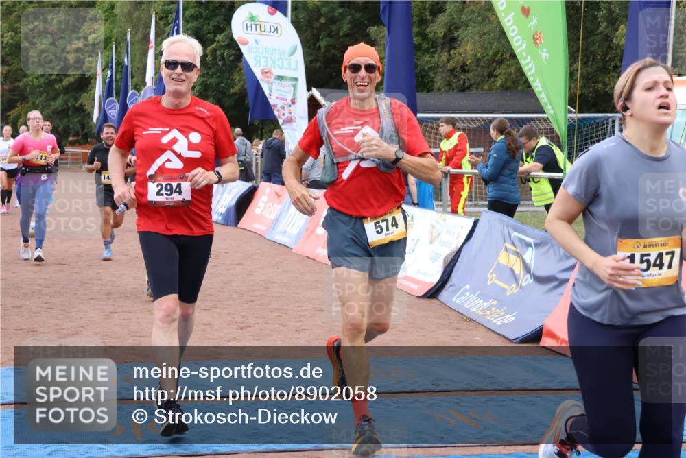 14.09.2025 - Airport Race Strokosch-Dieckow http://msf.ph/oto/8902058 14.09.2025 12:34:20 Ziel 50, 294, 300, 574, 979, 1113, 1204, 1318, 1400, 1431, 1547, 1629, 1634, 2037, 2092, 2169 meine-sportfotos.de