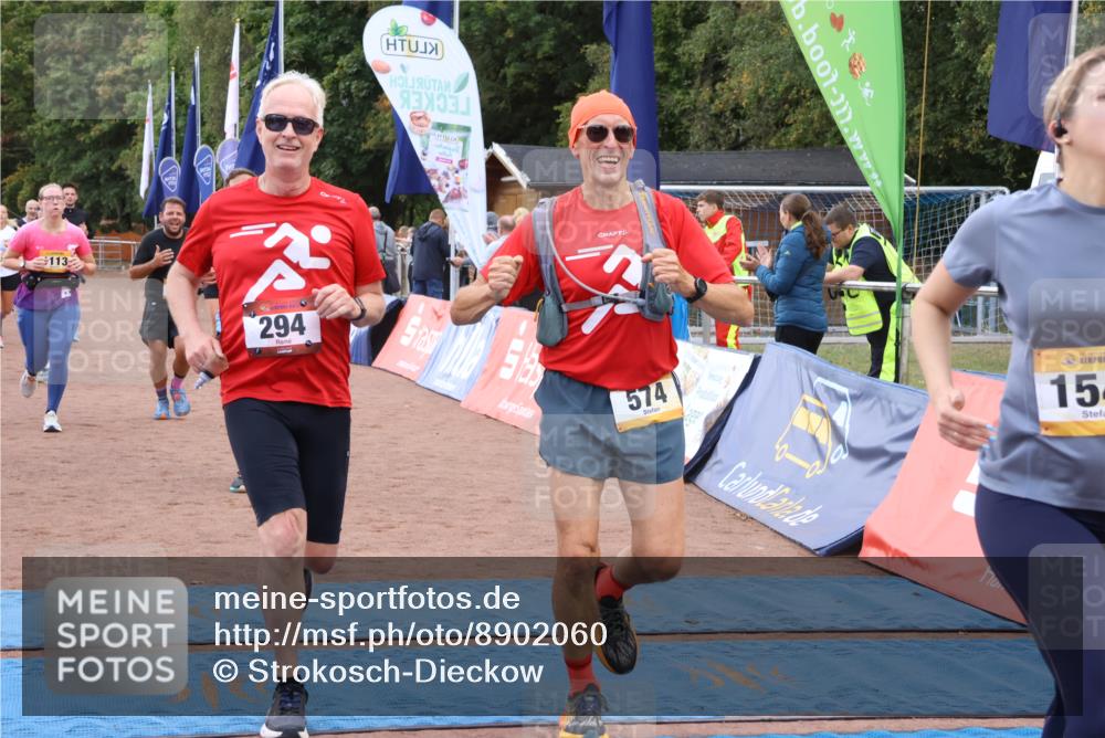 14.09.2025 - Airport Race Strokosch-Dieckow http://msf.ph/oto/8902060 14.09.2025 12:34:20 Ziel 50, 294, 300, 574, 979, 1113, 1204, 1318, 1400, 1431, 1547, 1629, 1634, 2037, 2092, 2169 meine-sportfotos.de
