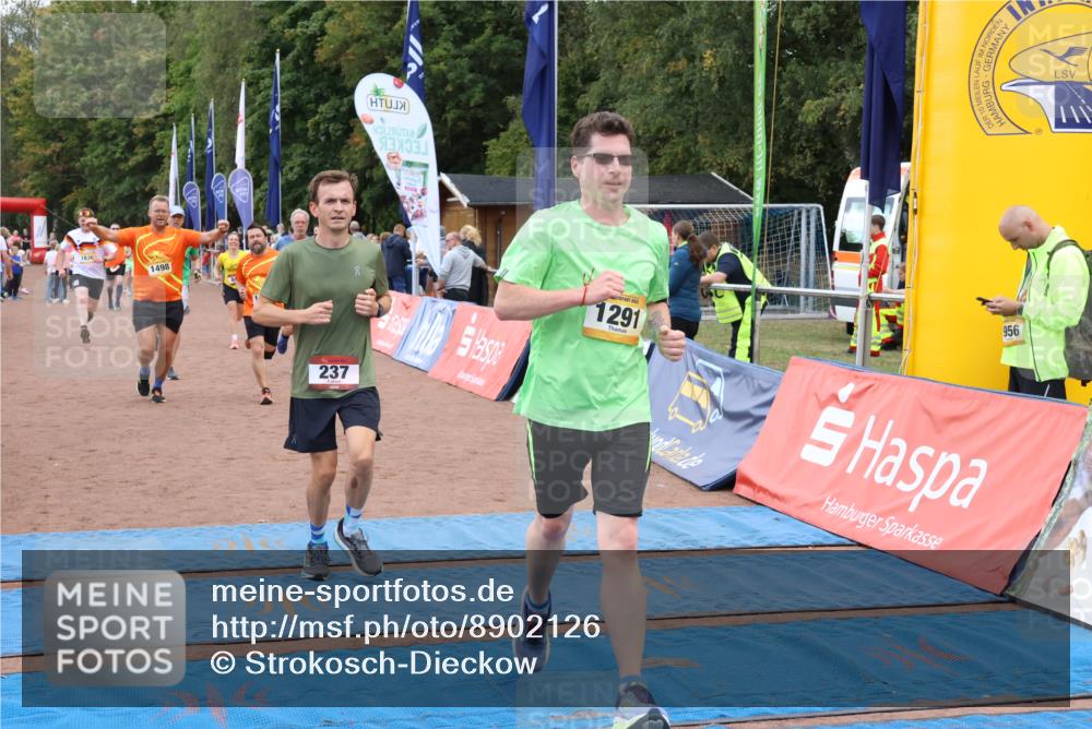 14.09.2025 - Airport Race Strokosch-Dieckow http://msf.ph/oto/8902126 14.09.2025 12:35:20 Ziel 71, 237, 280, 310, 606, 665, 677, 752, 840, 1143, 1291, 1498, 1836, 4110 meine-sportfotos.de