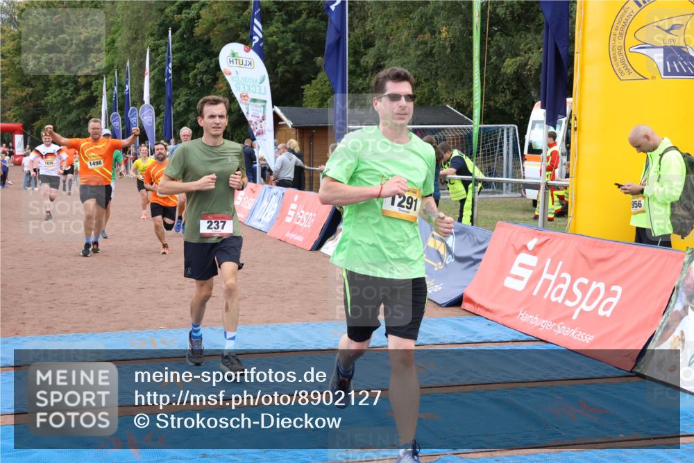 14.09.2025 - Airport Race Strokosch-Dieckow http://msf.ph/oto/8902127 14.09.2025 12:35:21 Ziel 71, 237, 280, 310, 606, 665, 677, 840, 1143, 1291, 1498, 1836, 4110 meine-sportfotos.de