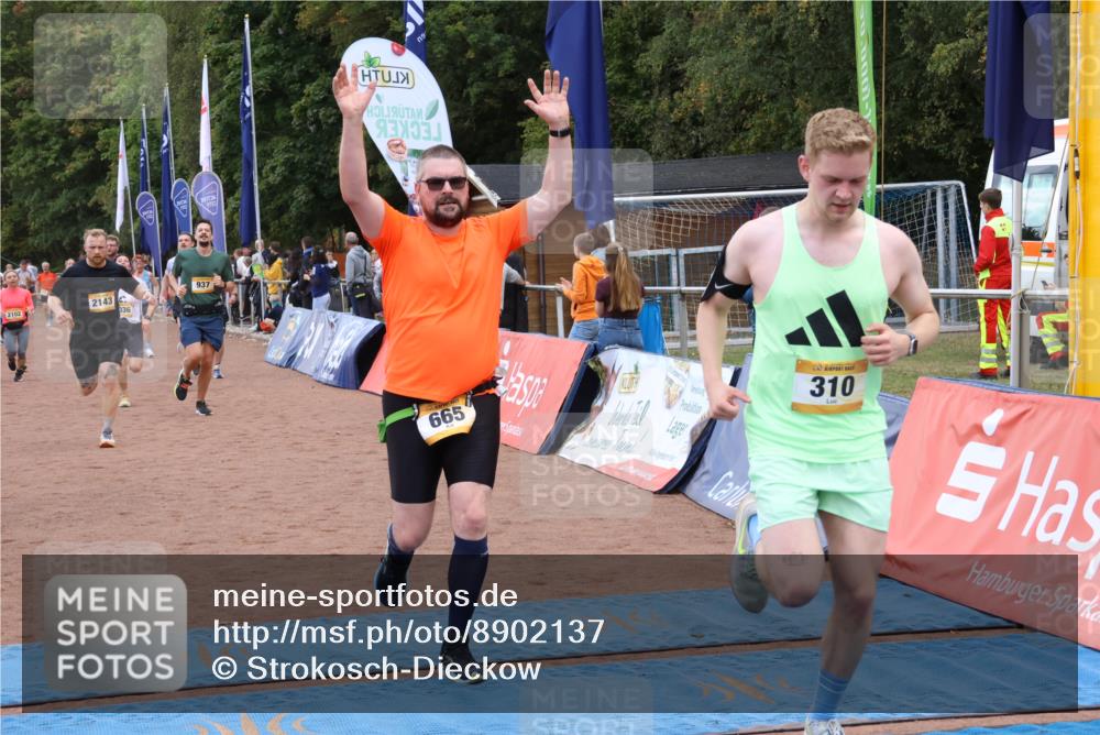 14.09.2025 - Airport Race Strokosch-Dieckow http://msf.ph/oto/8902137 14.09.2025 12:35:28 Ziel 310, 606, 665, 840, 899, 912, 937, 1002, 1652, 1836, 1886, 1920, 2036, 2102, 2143, 4258 meine-sportfotos.de