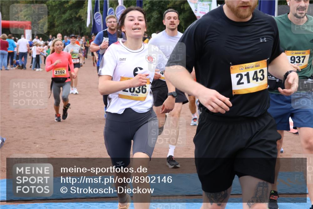 14.09.2025 - Airport Race Strokosch-Dieckow http://msf.ph/oto/8902146 14.09.2025 12:35:32 Ziel 310, 665, 849, 899, 912, 937, 1002, 1636, 1652, 1886, 1920, 2036, 2102, 2143, 4226, 4258 meine-sportfotos.de