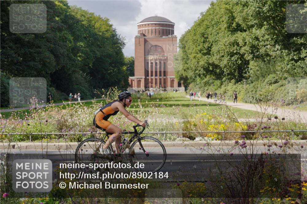 14.09.2025 - Stadtparktriathlon Michael Burmester http://msf.ph/oto/8902184 14.09.2025 13:25:05 Radfahren 1323, 1432, 1474, 1479, 1532, 1544, 1597 meine-sportfotos.de