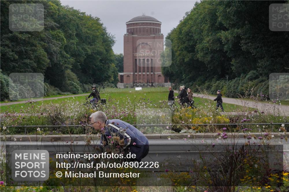 14.09.2025 - Stadtparktriathlon Michael Burmester http://msf.ph/oto/8902226 14.09.2025 09:32:14 Radfahren 468 meine-sportfotos.de