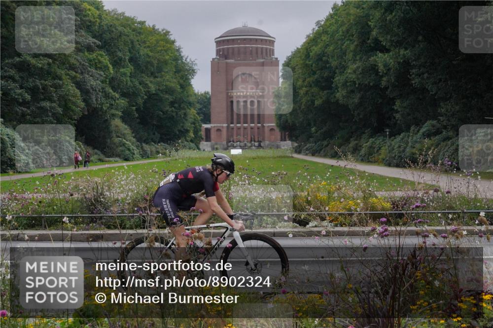 14.09.2025 - Stadtparktriathlon Michael Burmester http://msf.ph/oto/8902324 14.09.2025 09:34:03 Radfahren 395, 415, 469, 503 meine-sportfotos.de