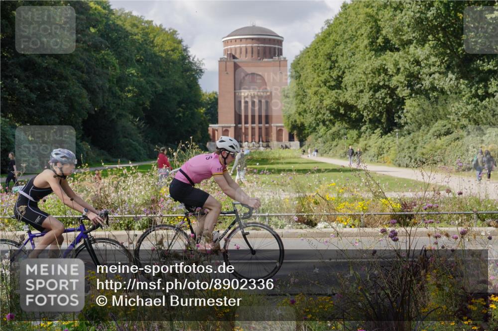 14.09.2025 - Stadtparktriathlon Michael Burmester http://msf.ph/oto/8902336 14.09.2025 13:27:51 Radfahren 1476, 1556, 1579, 1596, 1603, 1618 meine-sportfotos.de