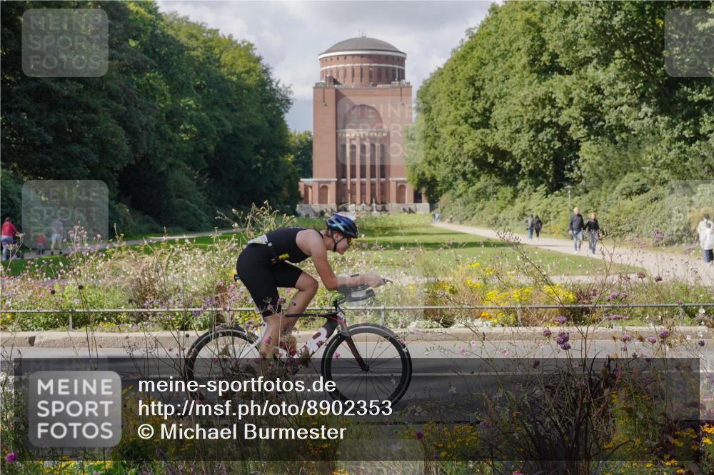 14.09.2025 - Stadtparktriathlon Michael Burmester http://msf.ph/oto/8902353 14.09.2025 13:28:15 Radfahren 1422, 1438, 1439, 1538, 1539, 1578, 1616 meine-sportfotos.de