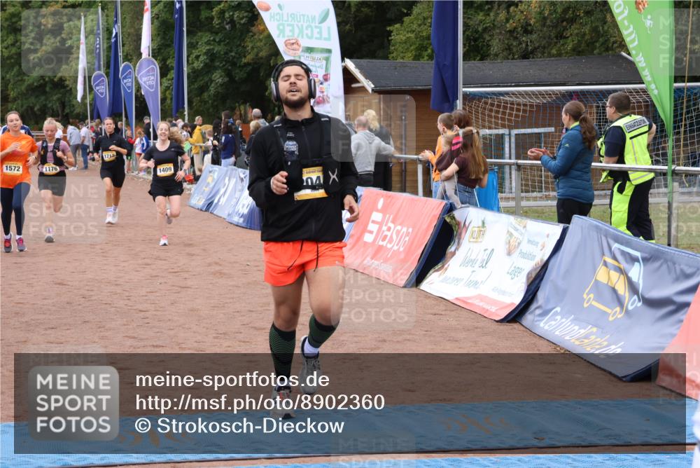 14.09.2025 - Airport Race Strokosch-Dieckow http://msf.ph/oto/8902360 14.09.2025 12:36:38 Ziel 489, 688, 847, 866, 1176, 1409, 1572, 1712, 2044 meine-sportfotos.de