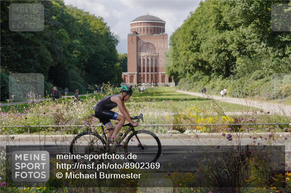 14.09.2025 - Stadtparktriathlon Michael Burmester http://msf.ph/oto/8902369 14.09.2025 13:28:33 Radfahren 1450, 1547, 1580, 1594, 1601, 1617 meine-sportfotos.de