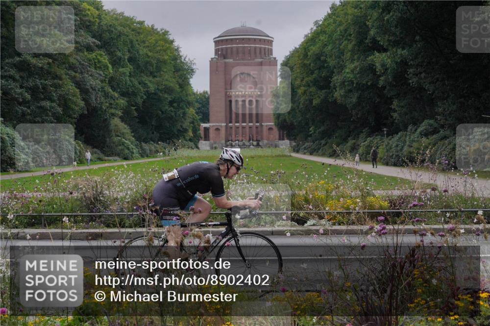 14.09.2025 - Stadtparktriathlon Michael Burmester http://msf.ph/oto/8902402 14.09.2025 09:36:09 Radfahren 448, 466, 485, 504 meine-sportfotos.de