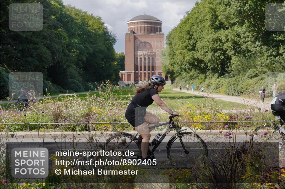 14.09.2025 - Stadtparktriathlon Michael Burmester http://msf.ph/oto/8902405 14.09.2025 13:29:49 Radfahren 1430, 1434, 1435, 1483, 1528, 1610 meine-sportfotos.de